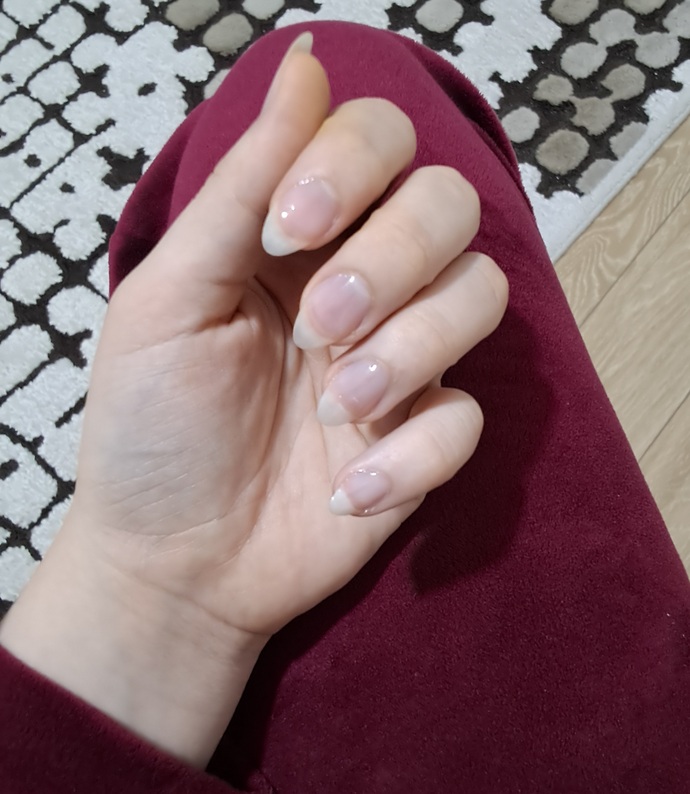 Tırnaklarım nasıl olmuş, ten rengim nasıl sizce?