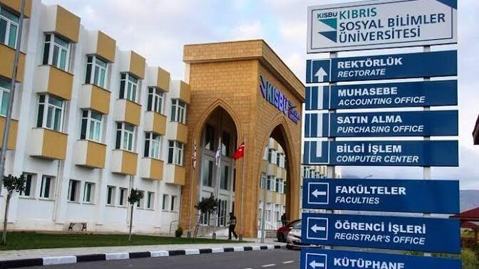 Her yere bakkal acar gibi neden denetimsiz, ticari kaygılı üniversiteler açılıyor?
