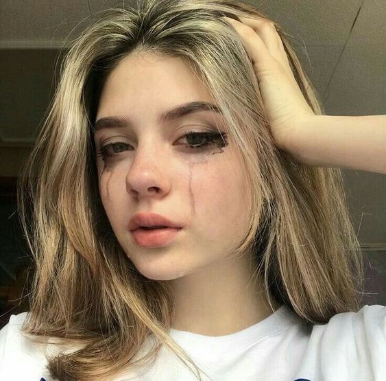 Ağlamak zayıflık mıdır, kendini tutar mısın?