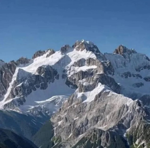 Bazılarının tavsan, dağ veya kaplan gördüğü yerde sen ne görüyorsun?