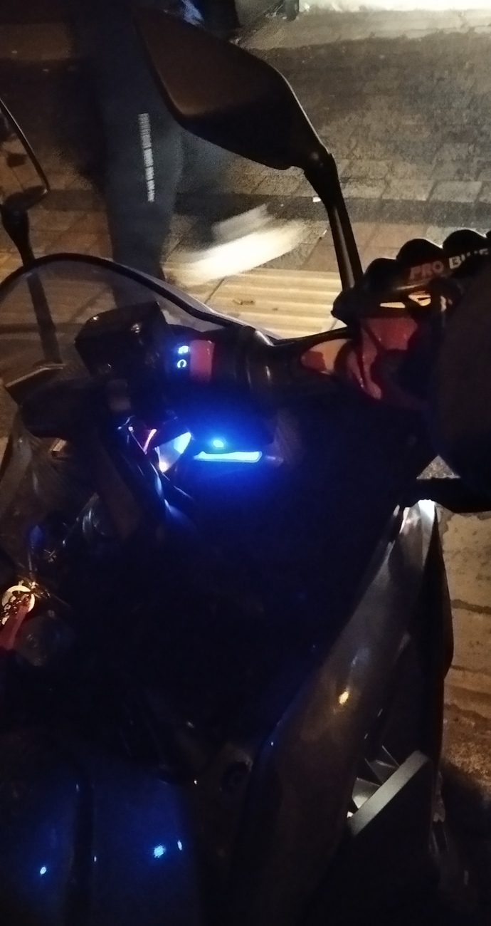 Bu gece motoru daha iyi sürdüm herkes bana bir maşallah diyebilir mi?
