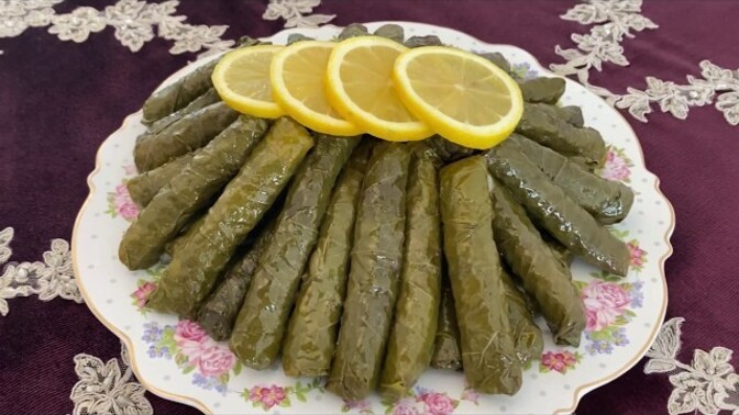 Dondurucudan çıkan yaprak sarması taze sarılmışla aynı tadı verebilir mi?