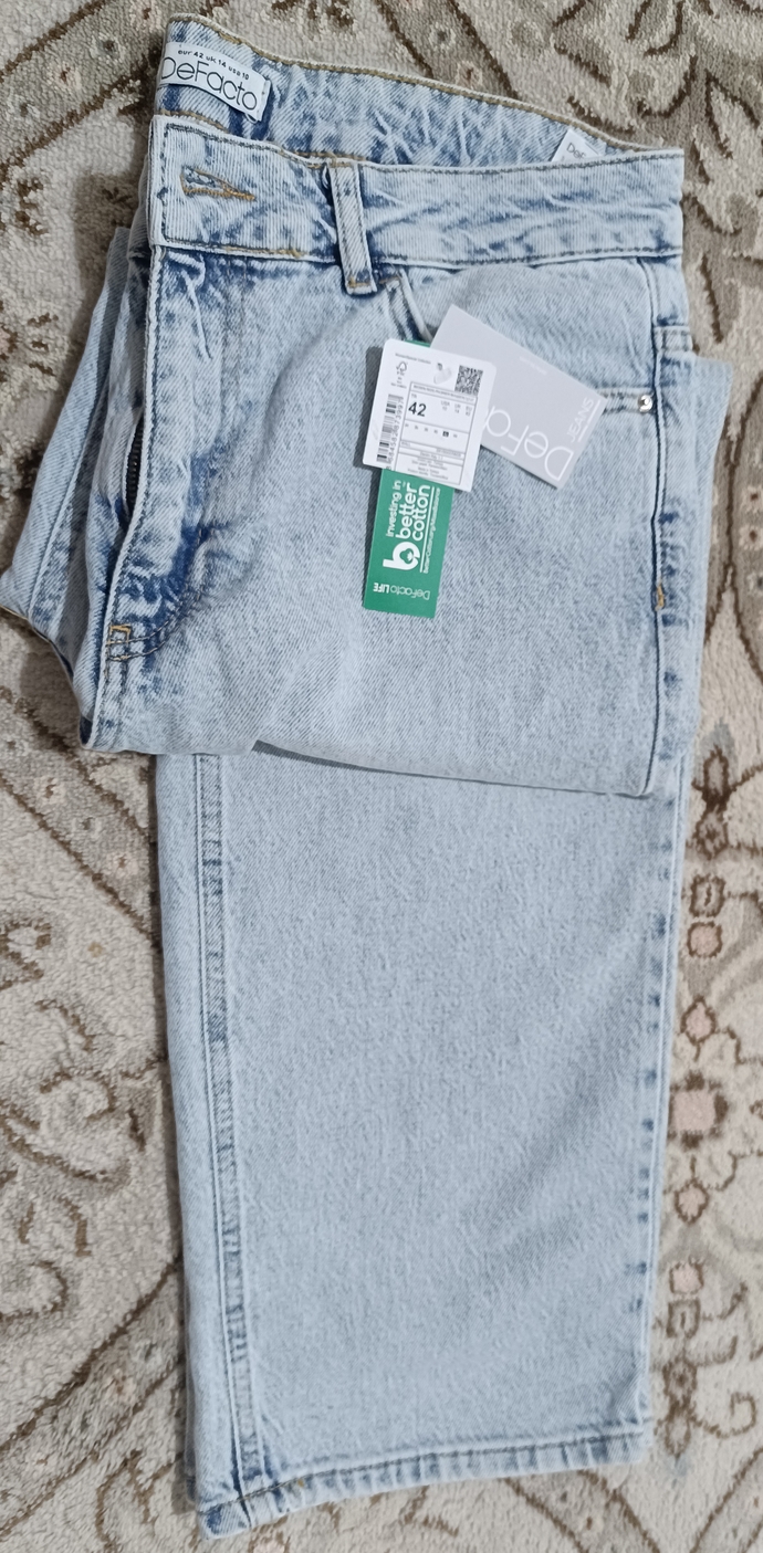 Etiketli ve bugün aldığım kot pantolonu satmak istiyorum hemen satılması için ne yapabilirim?