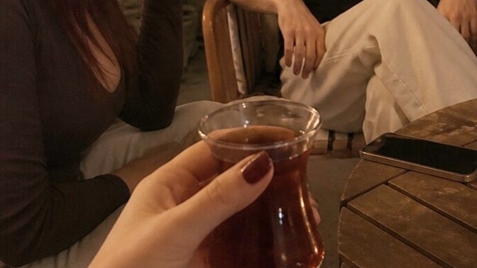 Sevdiğiniz insanlarla akşam çay muhabbeti mi, yoksa başka bir keyif mi daha iyi geliyor?