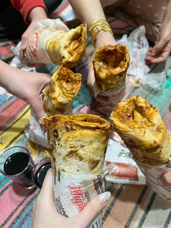 Bu saatte dürüm yer misiniz?