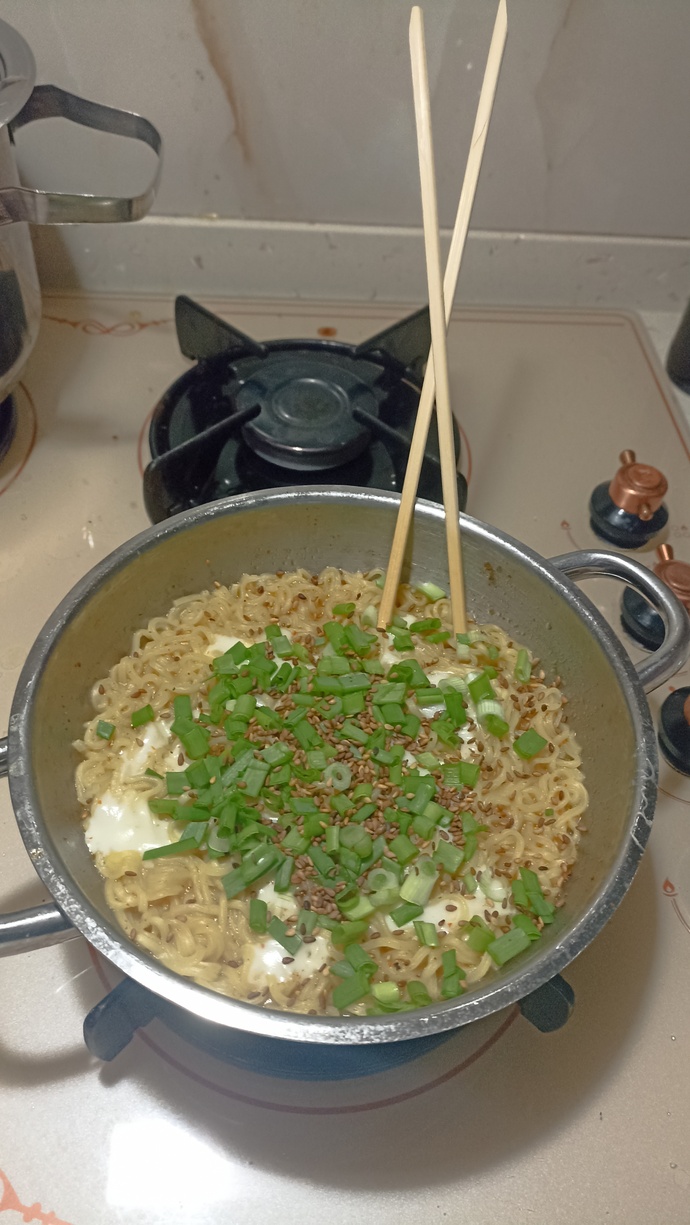 Gece gece kore usulü noodle yaptım?