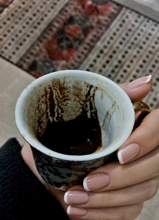 Kahve falı baktırmak istiyorum, kahve falından gerçekten anlayan var mı?