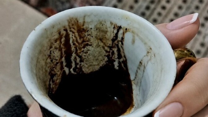 Kahve falı baktırmak istiyorum, kahve falından gerçekten anlayan var mı?