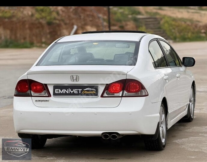Focus 3.5 mu Civic Fd6 mı?