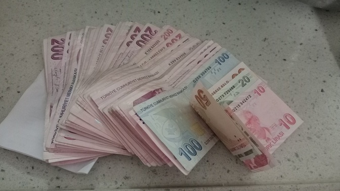 Aylık maaşınızi ayın maçında alıyorsunuz?