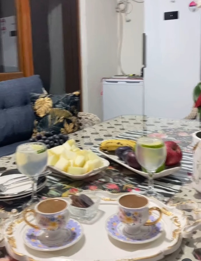 Öğlen kahveleri içildi mi?