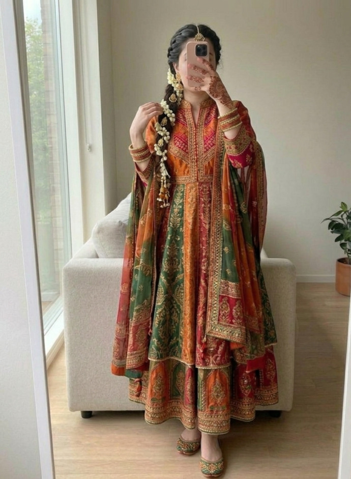 Eşinin hangisini giymesini tercih edersin? Siz hangi kıyafeti tercih edersiniz?