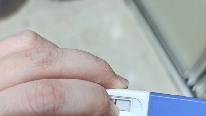 Test yaptım, çok silik bir çizgi çıktı. Sizce hamile olabilir miyim?
