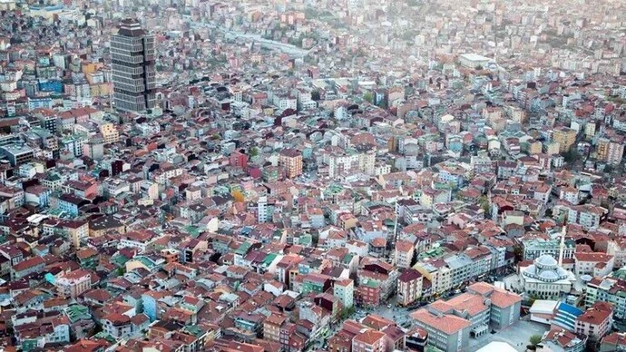 İstanbul'dan başka yerde yaşayanlar nasıl yaşayabiliyor?
