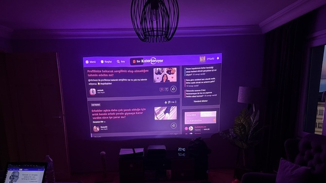 Ayağımız dev ekranlarda yayınlanıyor halen koca bulamadım ben daha ne edem?🤭?