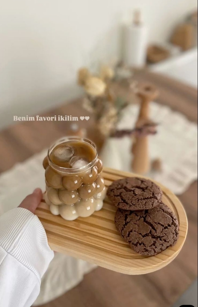 Kahvenin yanina ne iyi gider, siz kahveyle en cok ne yemeyi seversiniz?