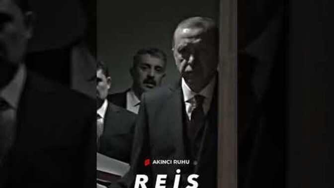 Bu adam neden bu kadar Karizma?
