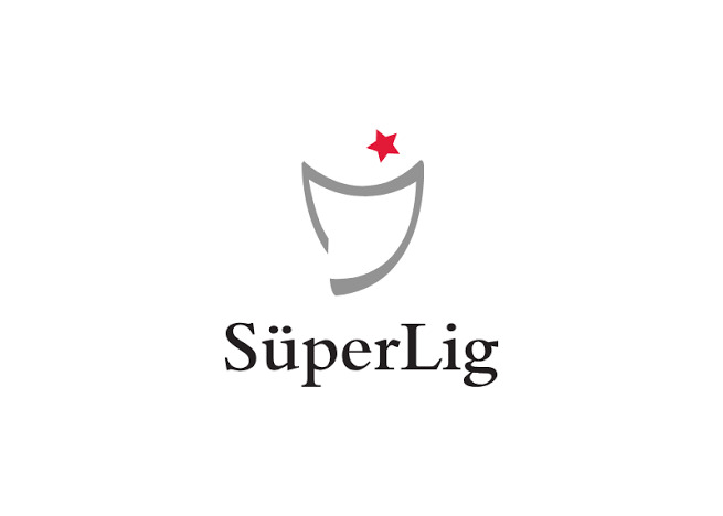 Bu hayali Süper Lig kadrosu mu daha zevkli olur, yoksa şu anki lig mi?