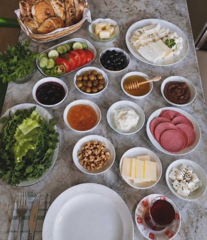 Kahvaltı mı kahve mi?