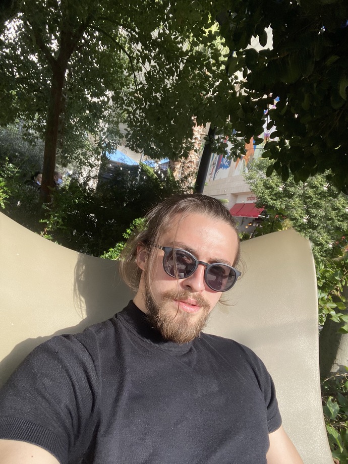 Hangi fotoğraf daha iyi görünüyor?
