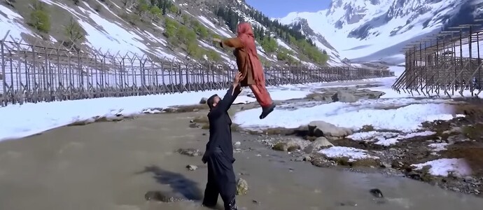 Hangi filmin ya da dizinin hangi sahnesinden etkilenip ağladınız?