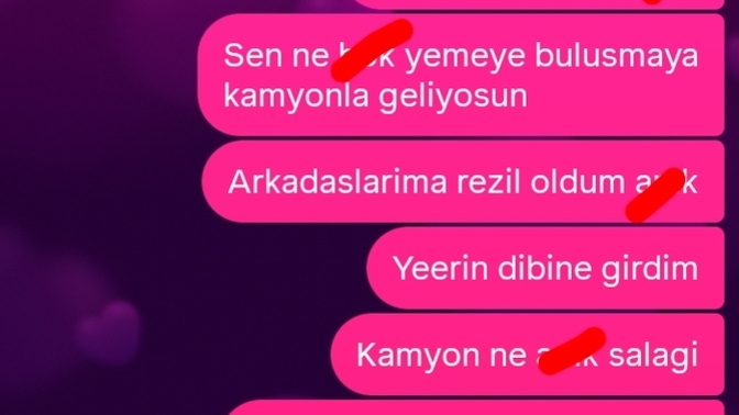 Flörtüm ilk date'e kamyonla geldi, arkadaşlarım dalga geçti, ayrılmakta haksız mıyım?