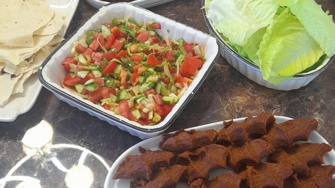 Çiğköfte sevenler burada mı?