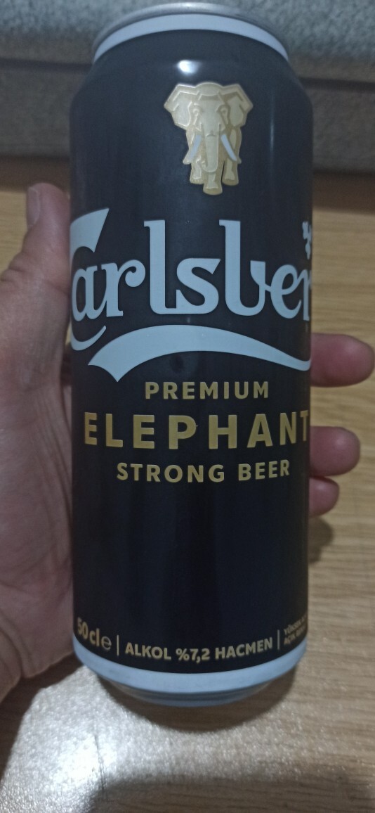 Hangi üyeye buz gibi bira ısmarlamak isterdin?