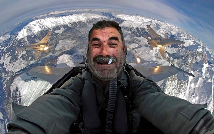 Selfie çekmeyi sever misin?