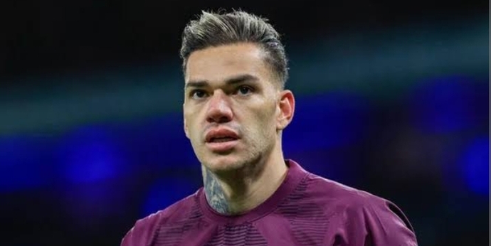 Oynadığın takımda istenmeyen futbolcu ilan edildin mi, Ederson sence de gitmeli mi Fenerbahçe den?
