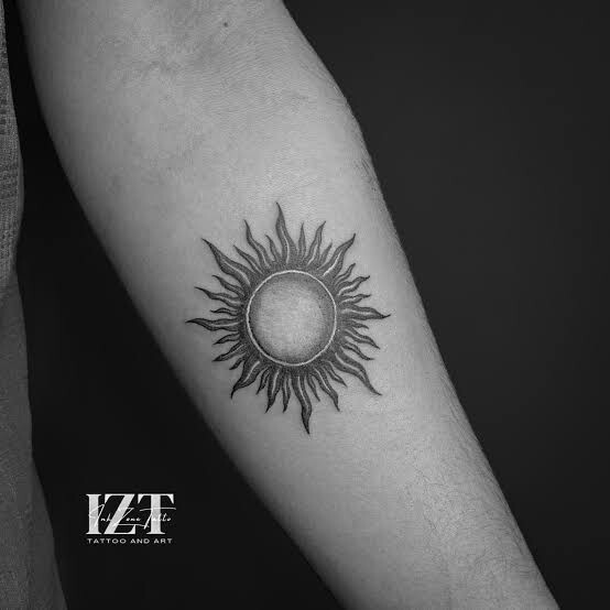 Koluma dövme yaptırmayı düşünüyorum sizce hangisi ?