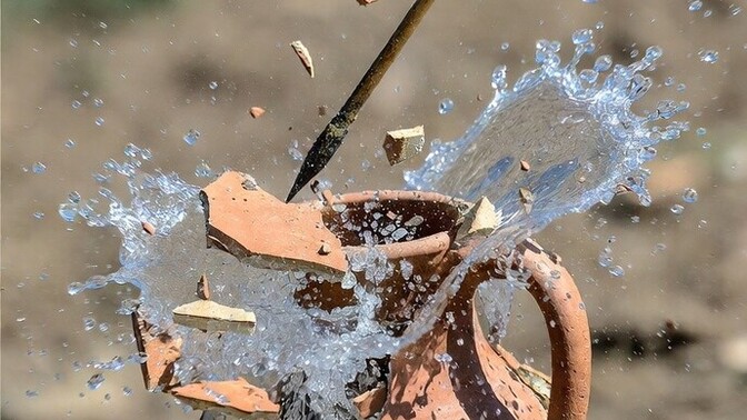 Dün bir okçu 🏹 arkadaş kovayı ⚱️ böylece kırdı. Nasıl olmuş sizce?