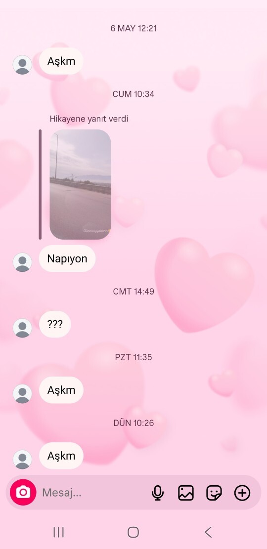 Sizde böyle size yazmayan birine sürekli yazarmısınız?