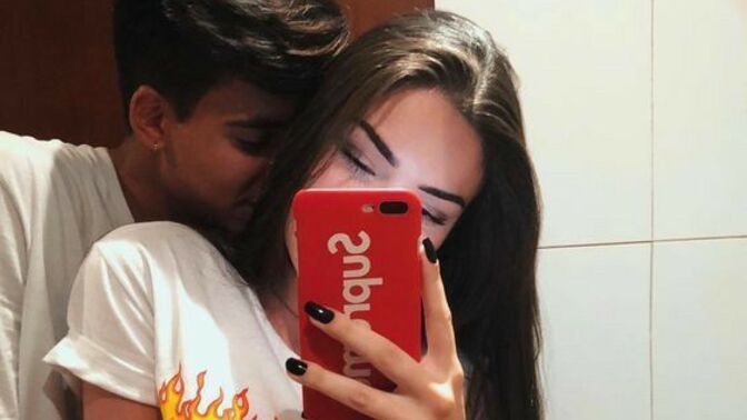 Eşinizin telefonunu karıştırır mısınız, sizce telefon karıştırmak normal mi?