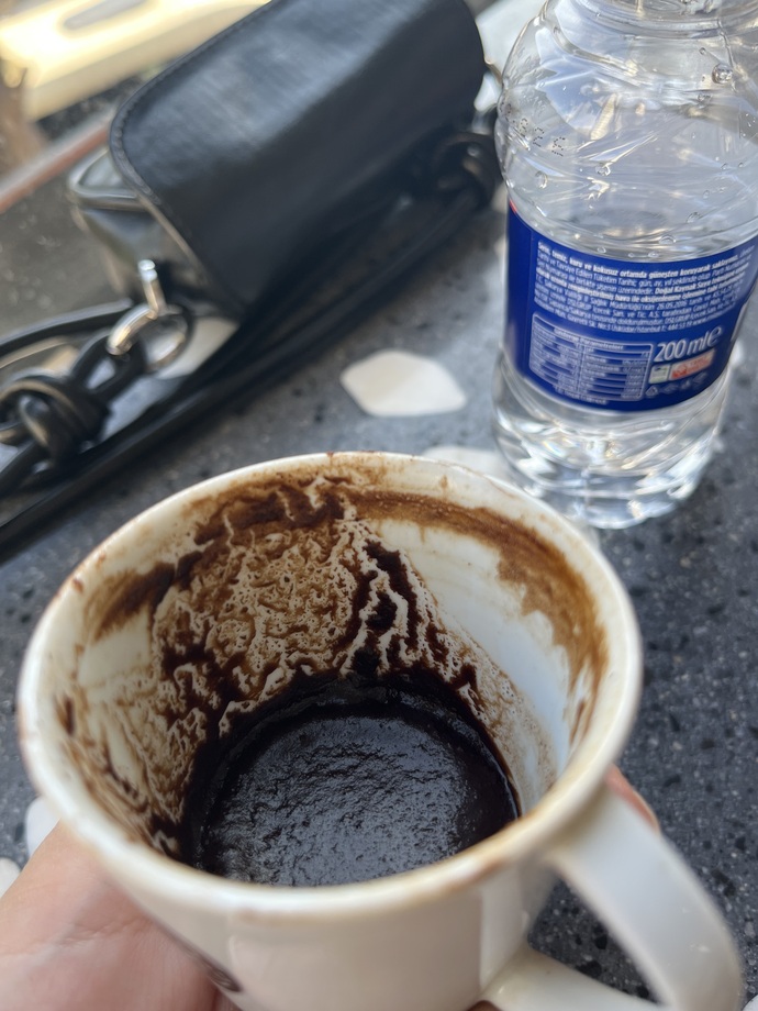 Arkadaşlar falıma bakar mısınız?