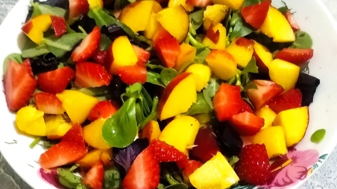 Sofranızda salata ya da  yeşillik bulundurur musunuz?