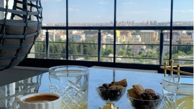 Sizin zamanın durmasını istediginiz, ruhunuza iyi gelen o özel insan kim?
