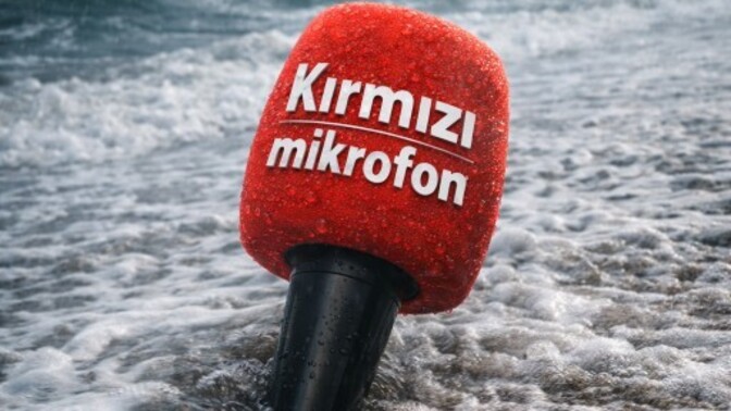 Efendim! Kırmızı renkte sevdiğiniz üç şey nedir?