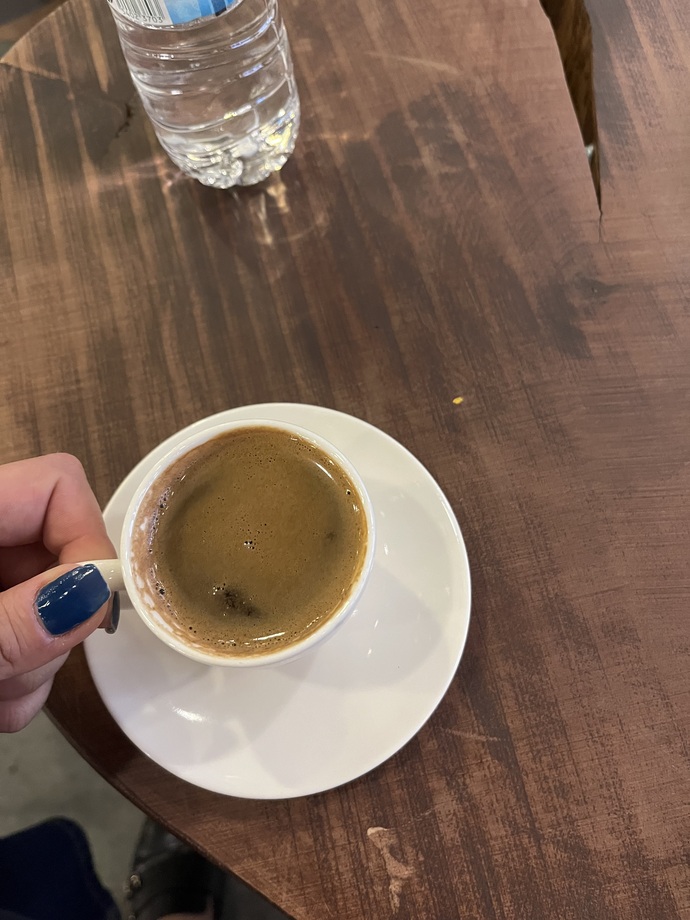 Kimler sabah kahvesi içmek ister?