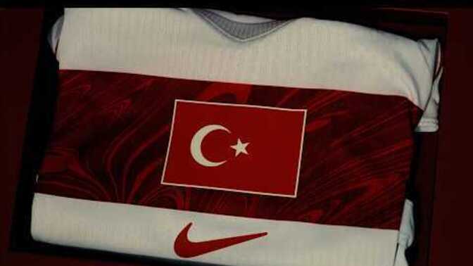 Sinan Akçıl'ın 2026 Dünya Kupası için yaptığı milli takım şarkısını nasıl buldunuz?
