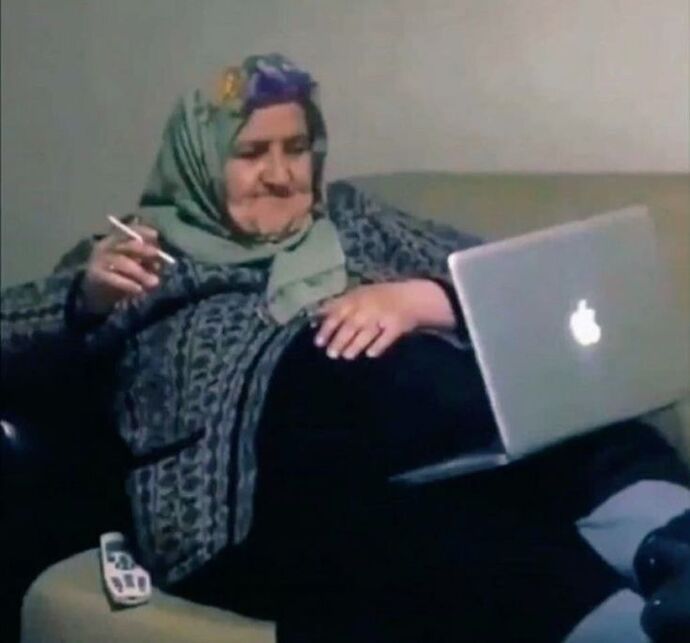 Lale devri bitti mi? Günümüzde gerçek aşkın yerini stoklamak mı aldı?
