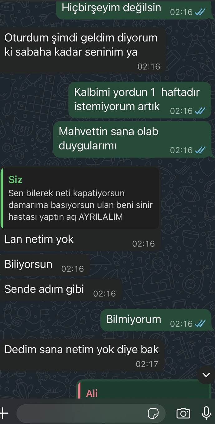 Hep aynı şeyleri söyleyip ilgilenmeyen sevgiliden ayrılır mıydınız?