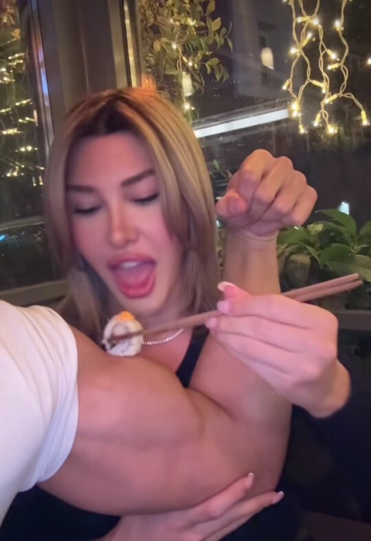 Kaslı kollardan suşi 🍣 yeme akımına katılır mıydınız?