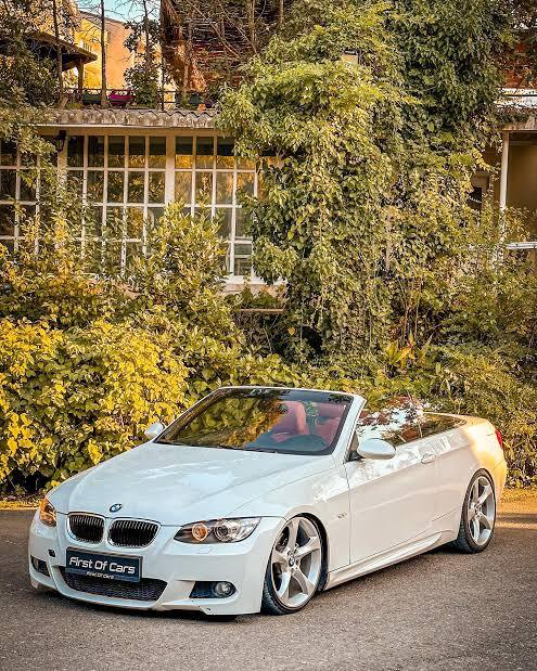 Bu yaz mevsimi için Cabrio Araba ba alacak olsanız hangisini tercih edersiniz?