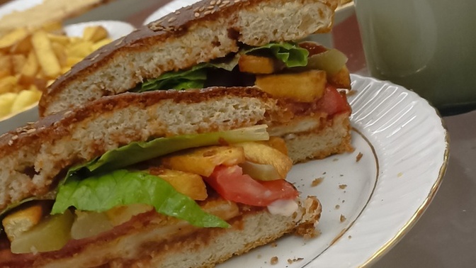 Evde kendi yaptığınız hamburgeri severek yer misiniz, nasıl hazırlıyorsunuz?