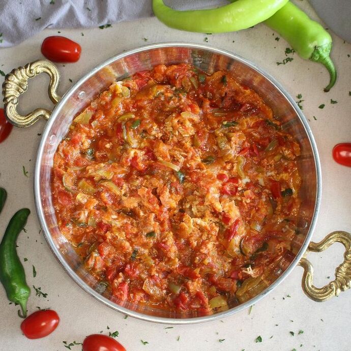 Menemen yapmak için acı biber alırken biberin acılığını nasıl ayırt edersiniz?