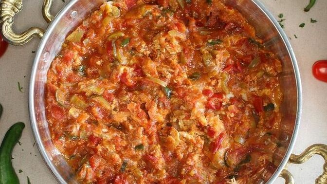 Menemen yapmak için acı biber alırken biberin acılığını nasıl ayırt edersiniz?