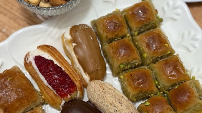 Kendime minik tatlı tabağı hazırladım keser mi acaba bu beni?