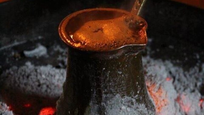 Türk kahvesi mi, Nescafe mi?