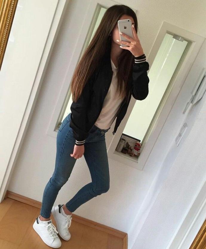 Kızlar fotoğraf çekerken telefonla yüzlerini kapatıyorlar ya, bakınn bedenime mi demek istiyorlar? Nedir bu akımın anlamı?